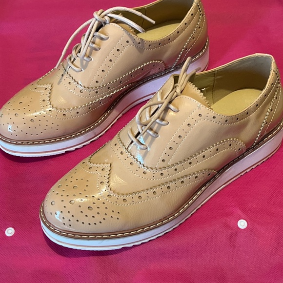 Steve Madden - Picture 3 of 7